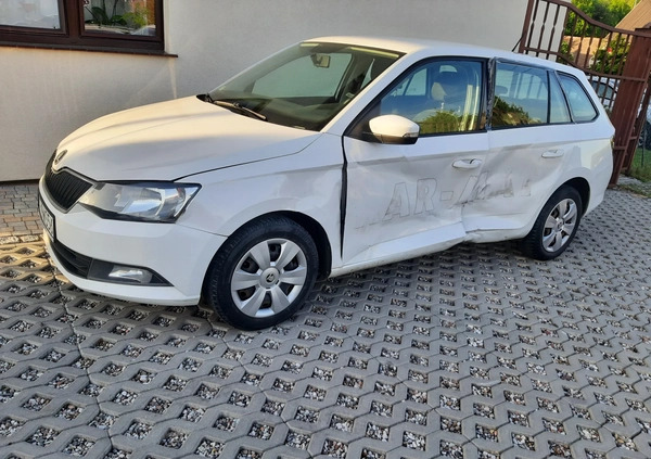 Skoda Fabia cena 14999 przebieg: 227000, rok produkcji 2018 z Barcin małe 29